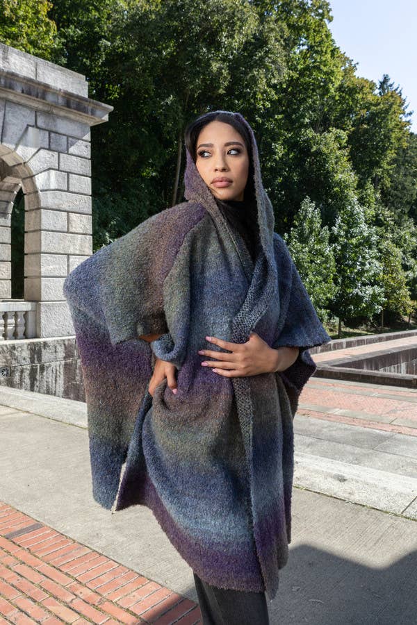 Hooded Kimono Multicolor Gradient : Blue