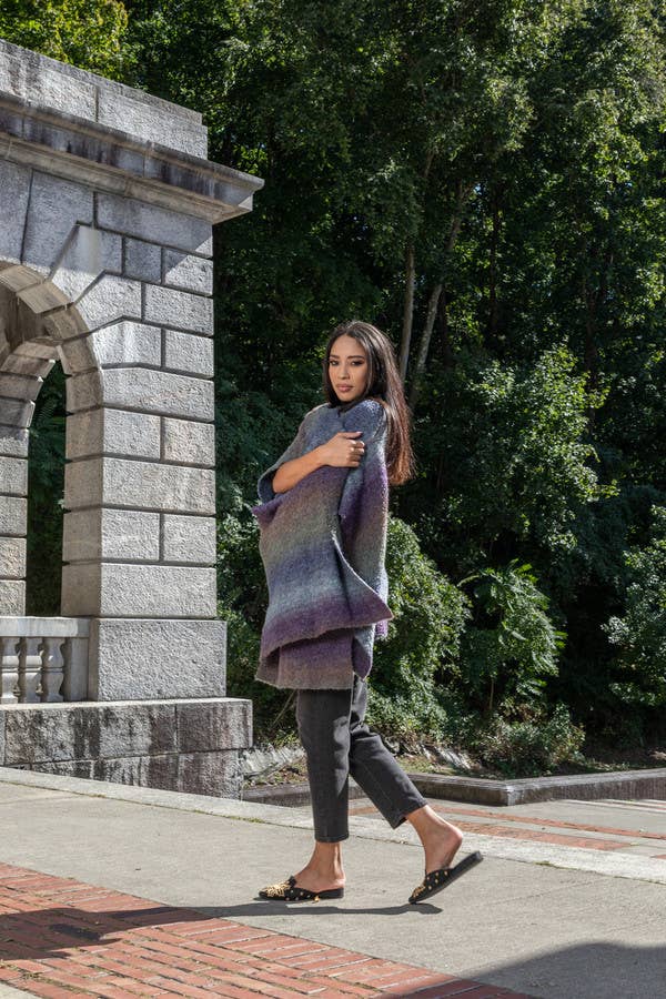 Hooded Kimono Multicolor Gradient : Blue
