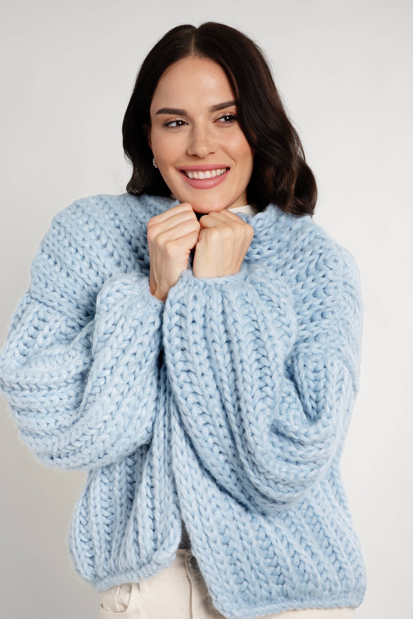 Chunky Oversized Knit Cardigan: Fuchsia