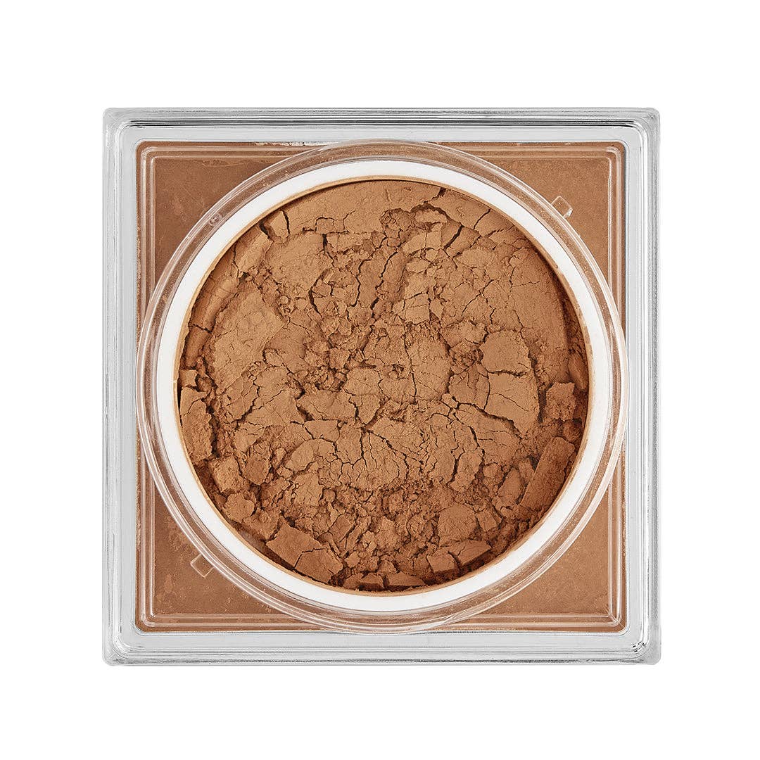 SOFT FOCUS SETTING POWDER: Vanilla Bean - Soft ivory matte