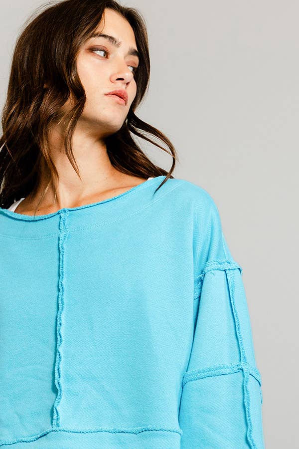 T2170 Raw-edge Detail Solid Terry Crop Pullover Top: Green / S-M-L (2-2-2)