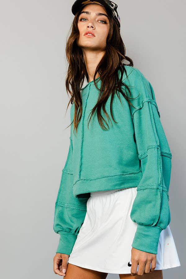 T2170 Raw-edge Detail Solid Terry Crop Pullover Top: Green / S-M-L (2-2-2)