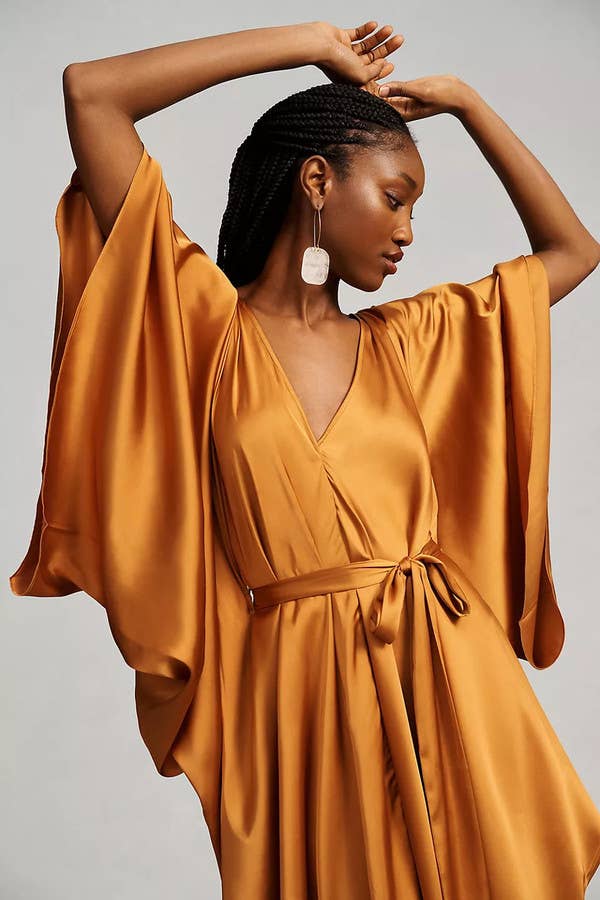 Satin Tie-Front Maxi Kaftan: Lilac