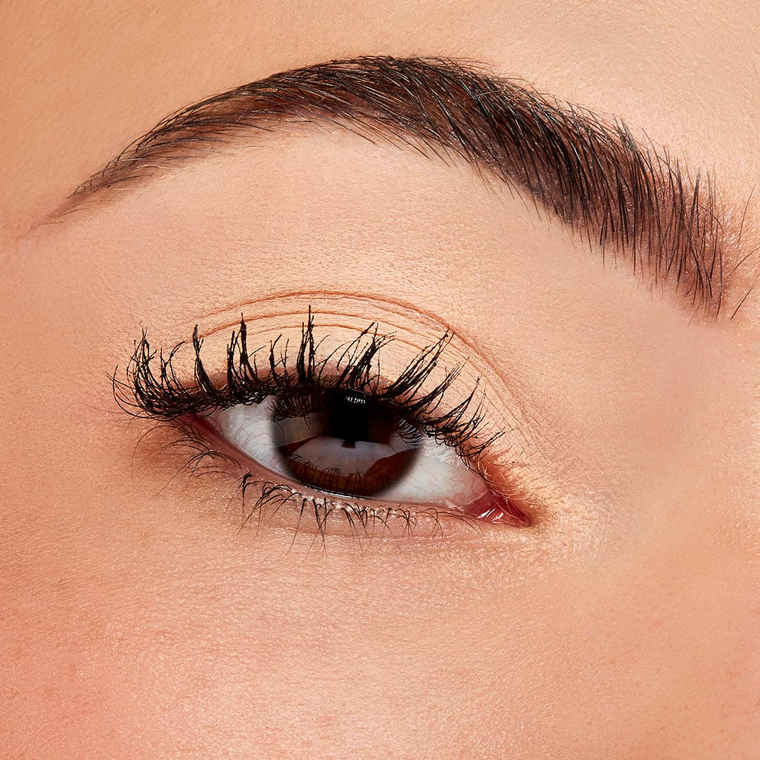 EYESHADOW BASE PRIMER: Ignite - Light caramel matte