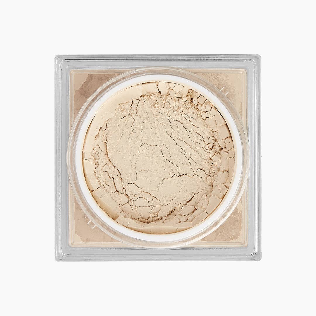 SOFT FOCUS SETTING POWDER: Vanilla Bean - Soft ivory matte